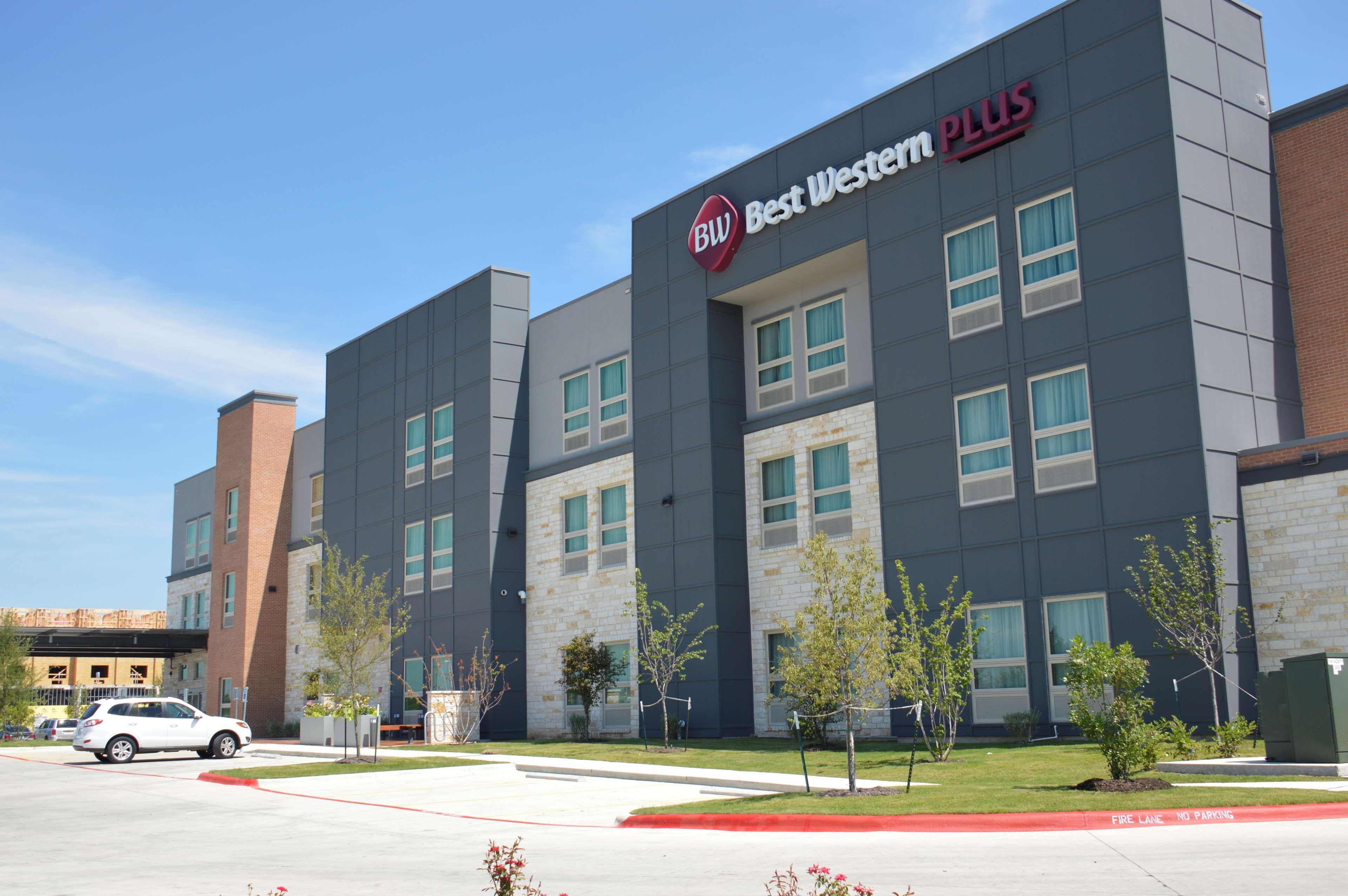Best Western Plus Pflugerville Inn & Suites Exterior photo