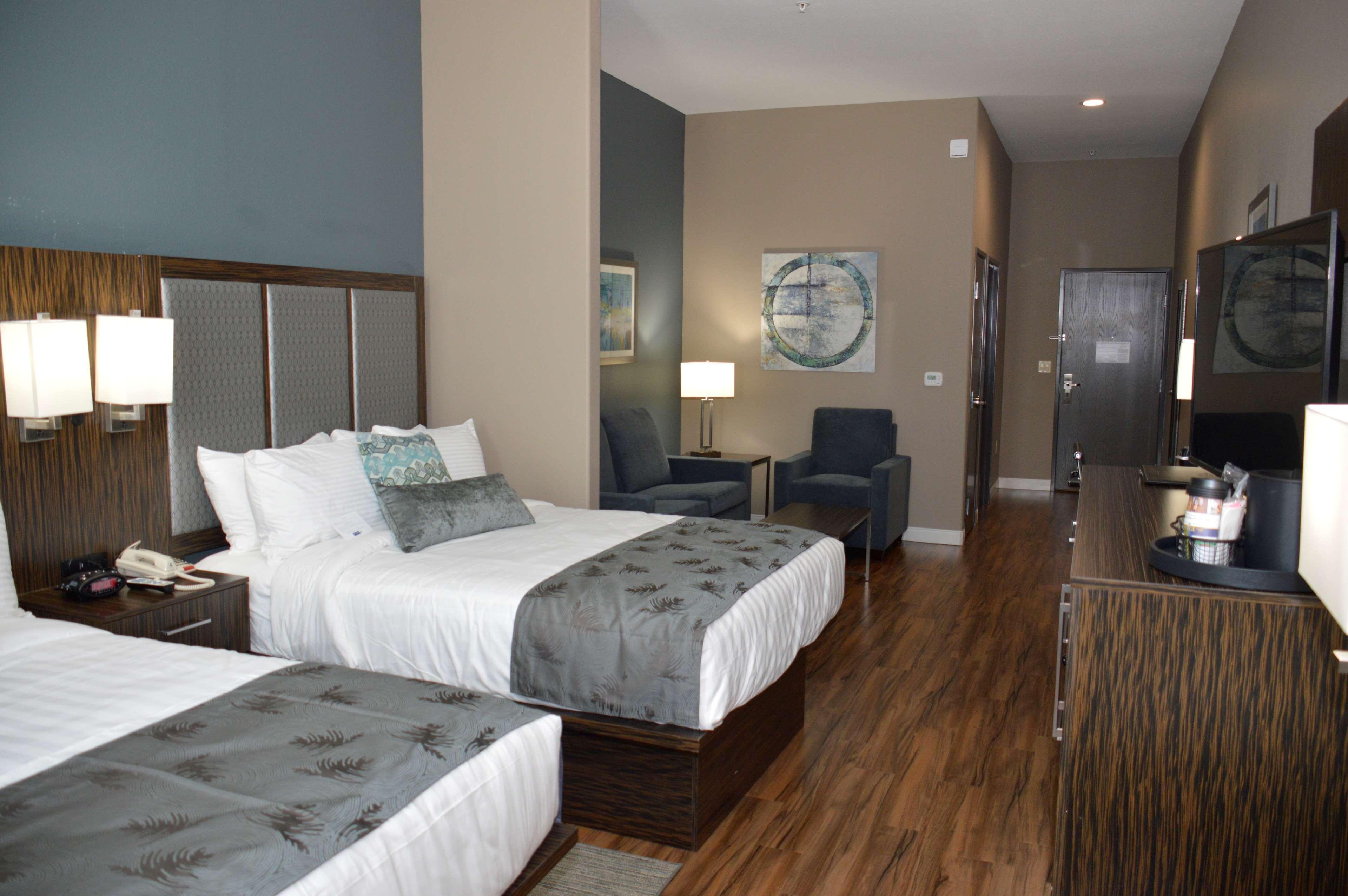 Best Western Plus Pflugerville Inn & Suites Exterior photo