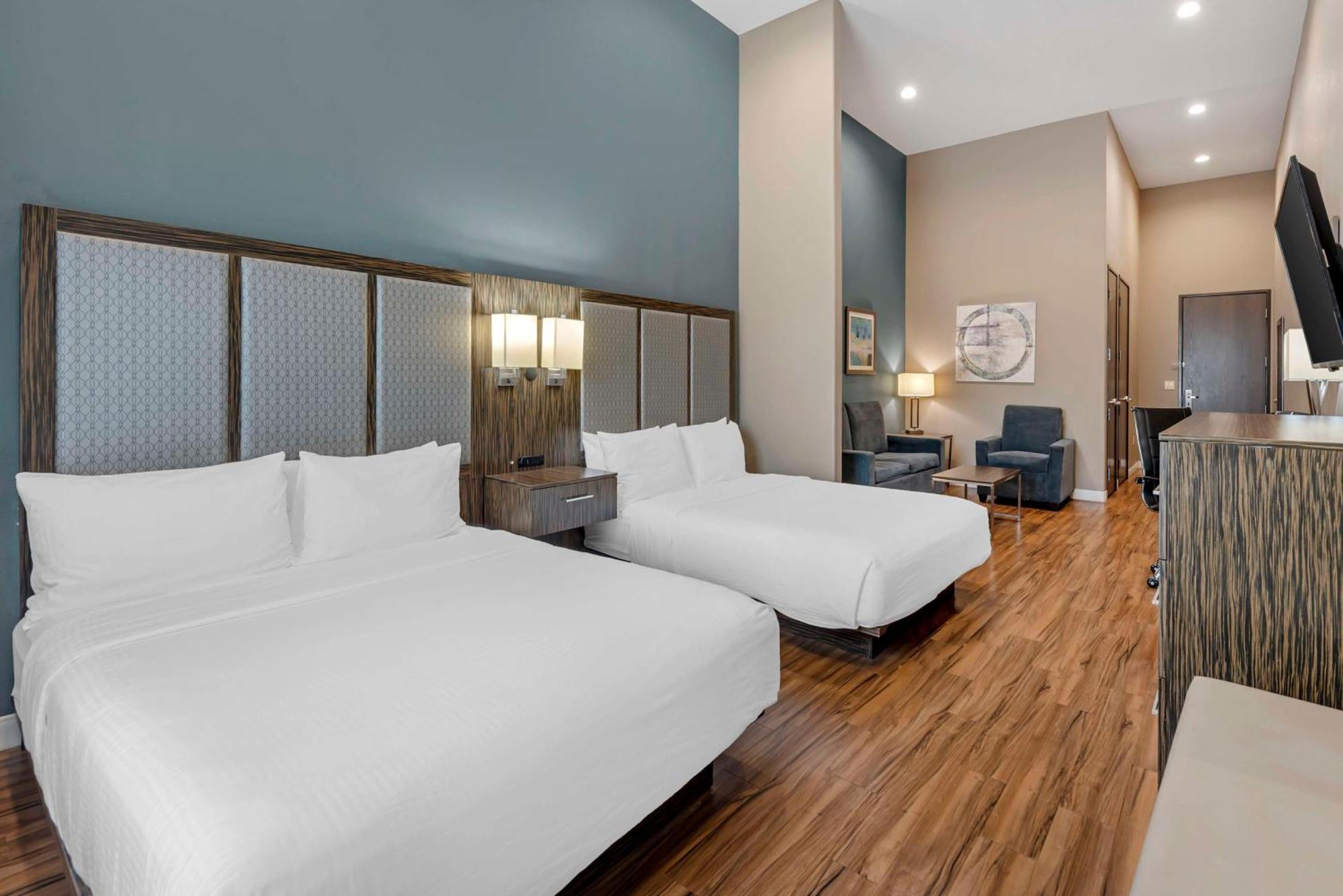 Best Western Plus Pflugerville Inn & Suites Exterior photo